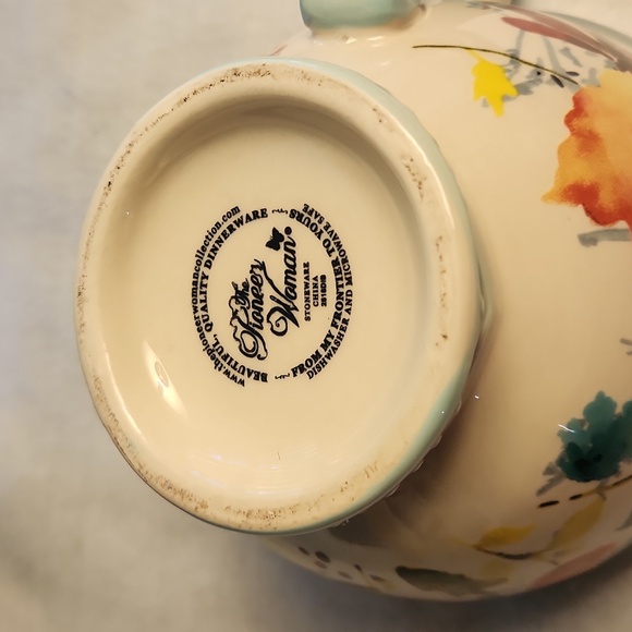 Pioneer Woman Willow 27 oz cup/bowl with plastic hinged vent. EUC - Picture 3 of 6